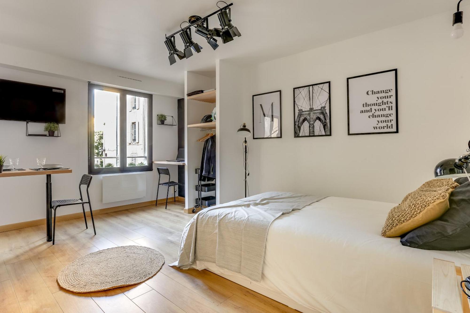 Suites Independantes Toutes Equipees Leopold Ou Carnot น็องซี ภายนอก รูปภาพ