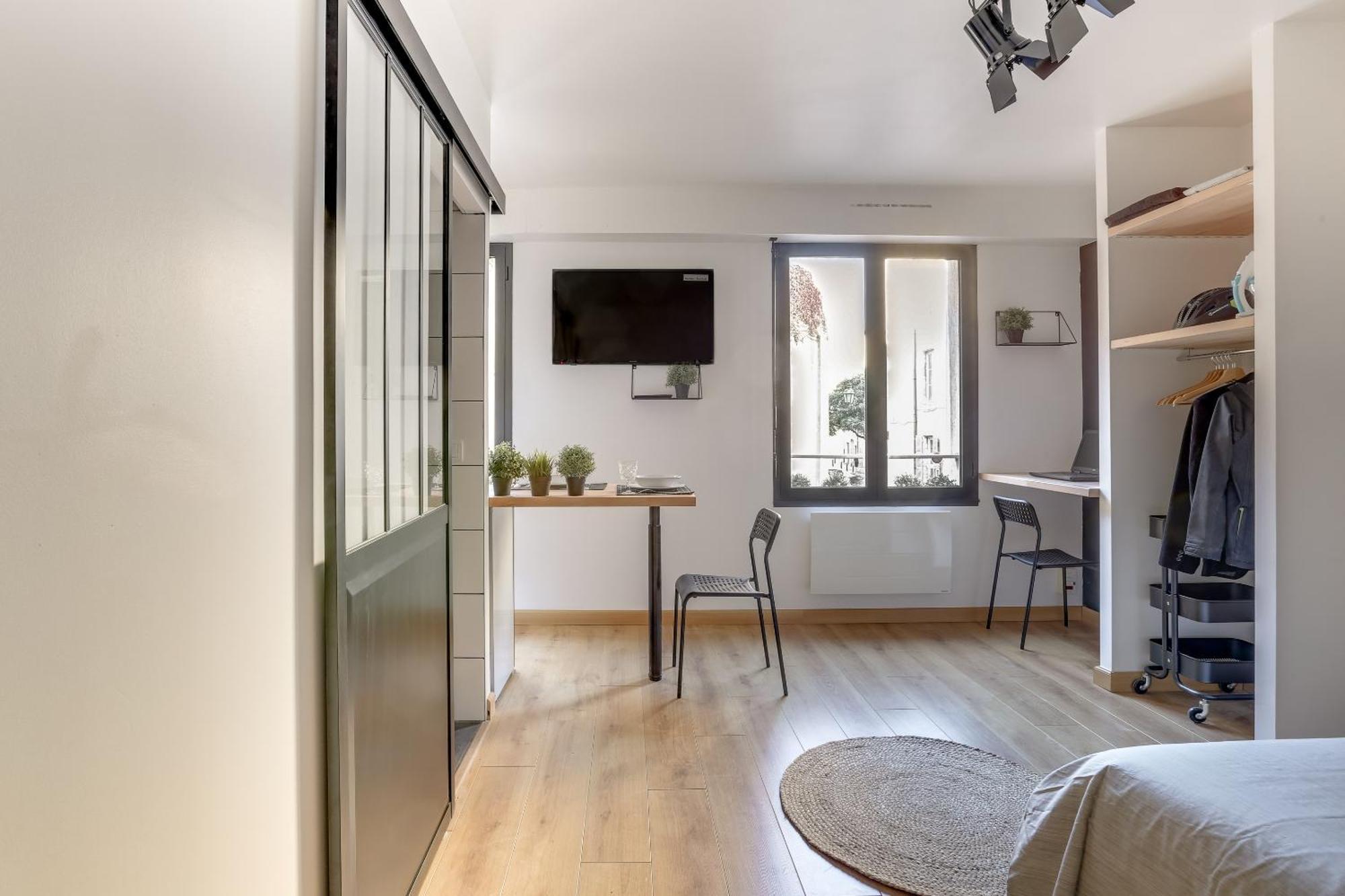 Suites Independantes Toutes Equipees Leopold Ou Carnot น็องซี ภายนอก รูปภาพ